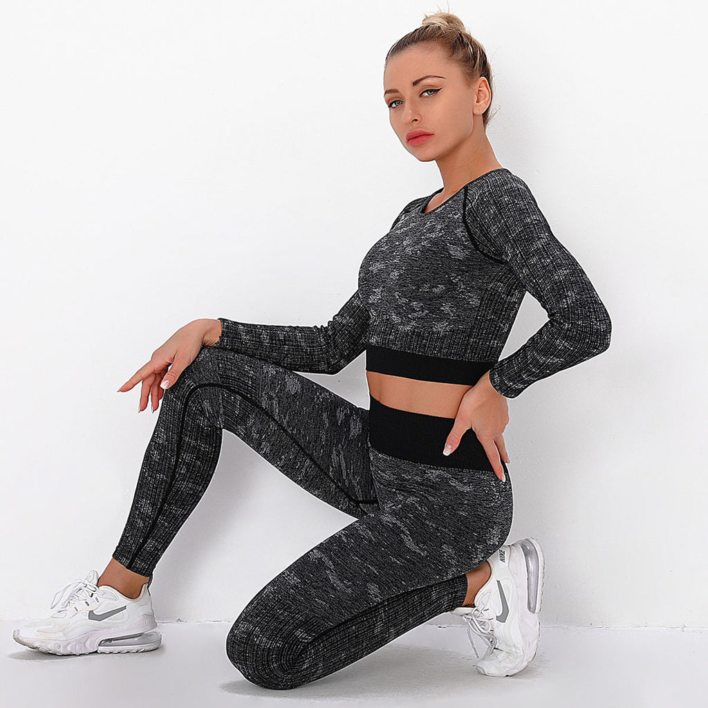 STAR BELLA BLACK SEAMLESS CONTOUR LONG SLEEVE TOP AND LEGGINGS