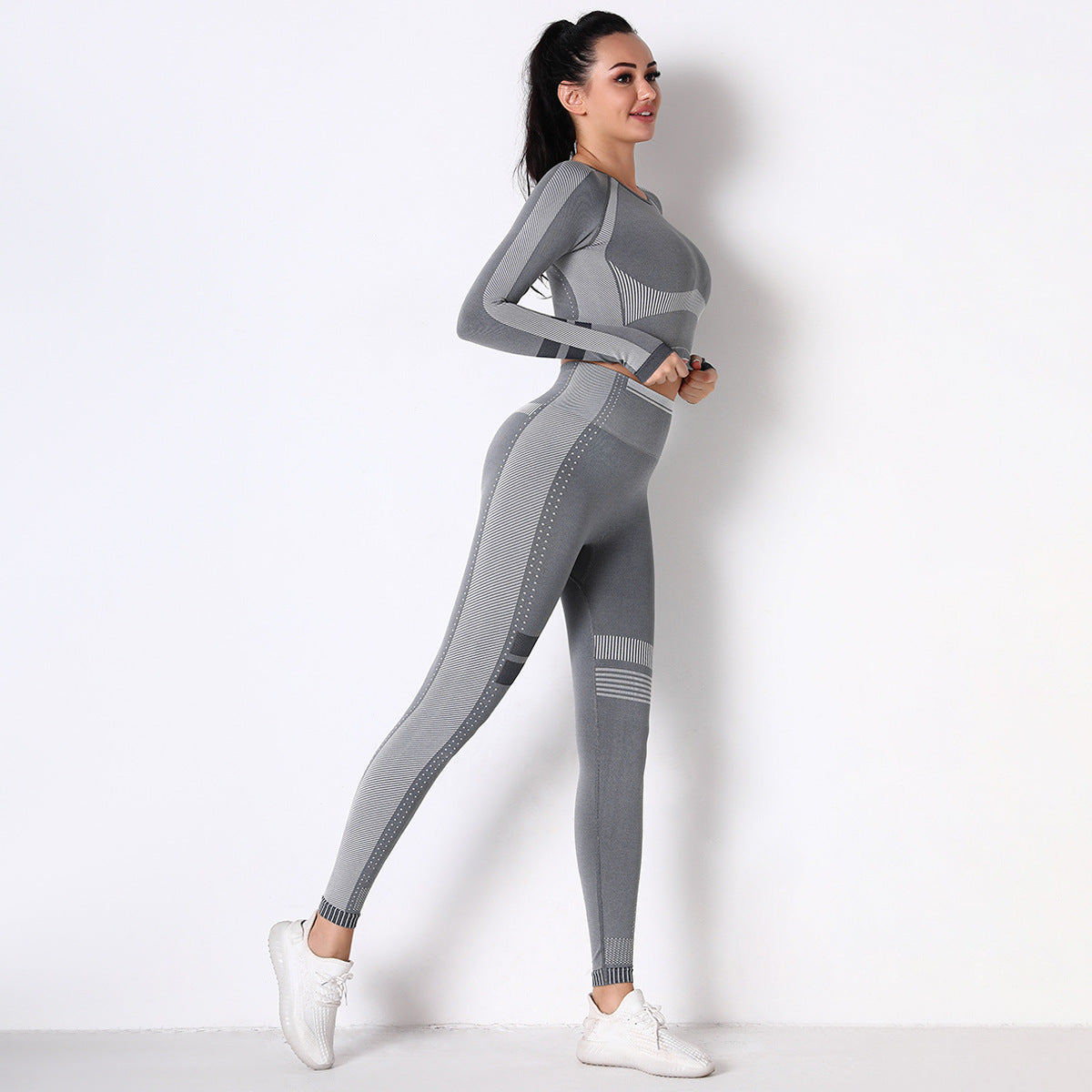 GREY SEAMLESS SPORT LONG SLEEVE CROP TOP AND LEGGIES SETS